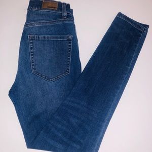 Garage Skinny Jeans